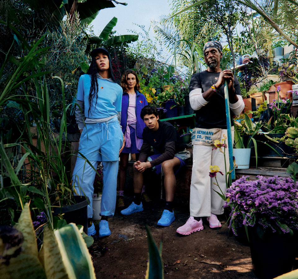 ON X SKY HIGH FARM - M