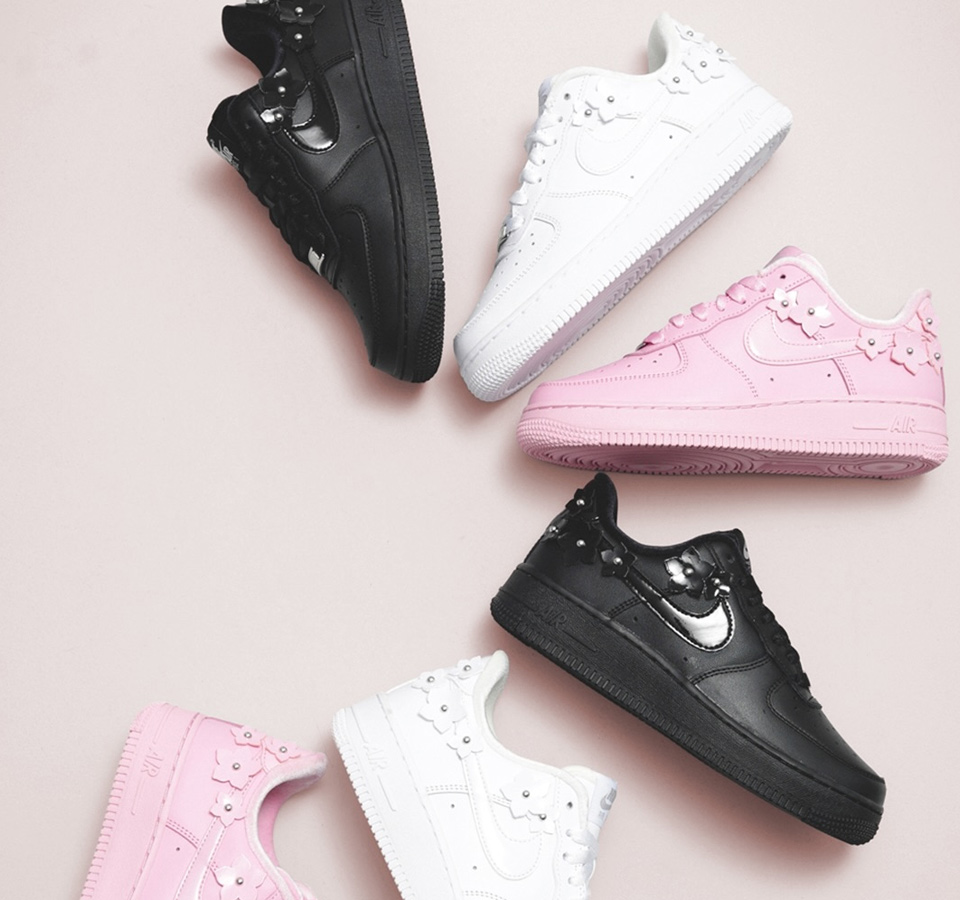 NIKE AIR FORCE 1 LOW 07 