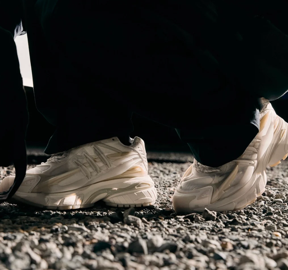 ADIDAS ADISTAR JELLYFISH X PHARREL WILLIAMS - M