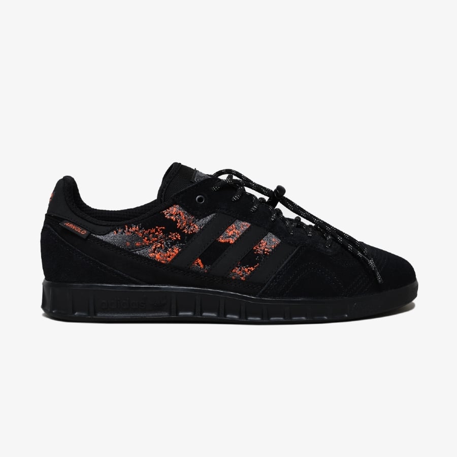 In the Woods...ブラックメタル　blackl Tênis Adidas Handlball TOP X Mike Arnold 