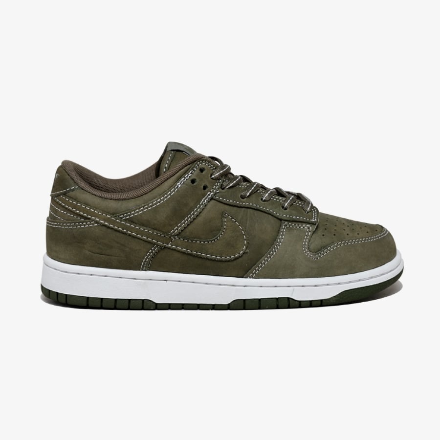 Tênis Nike Dunk Low QS 