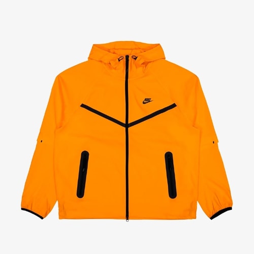 Jaqueta Nike NRG Tech Woven Windrunner 
