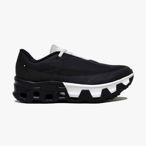 靴 On PAF Cloudmonster 22 Black 靴 On PAF Cloudmonster 22 Black On Running x Post Archive Faction