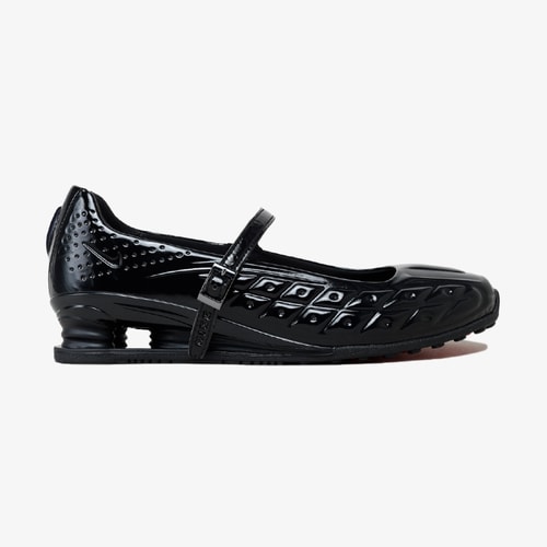靴 Nike Women's Shox Z Calistra Tênis Nike Shox Z Calistra 