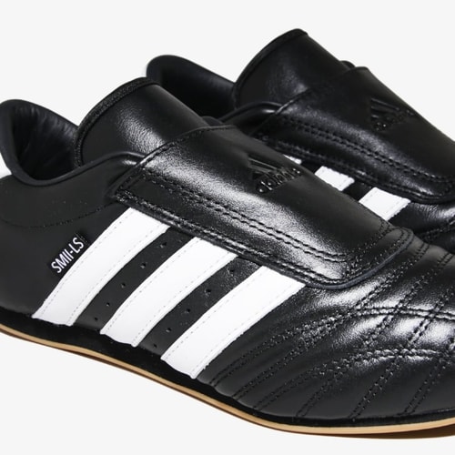  TAEKWONDO スニーカー　25 ブラック Tênis Adidas Taekwondo 