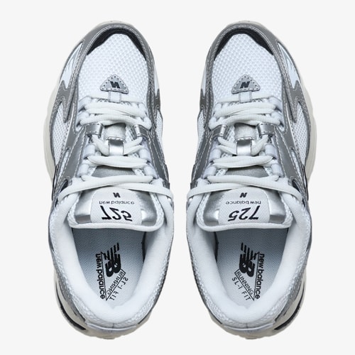 Tênis New Balance 725 