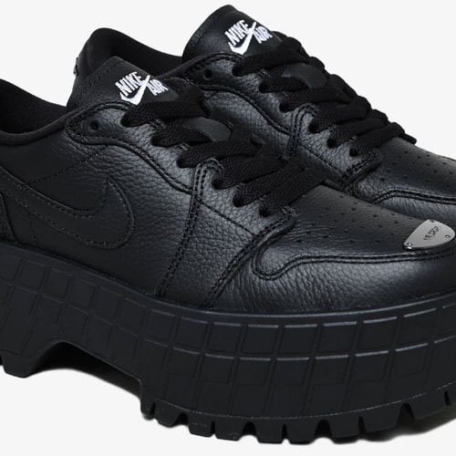 Tênis Air Jordan 1 Brooklyn Low 