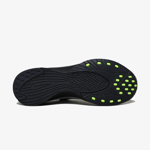 靴 Nike Air Superfly llic SilverBlack Tênis Nike Air Superfly 