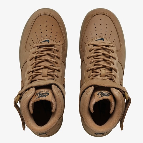 Tênis Nike Air Force 1 Mid 07 PRM QS 