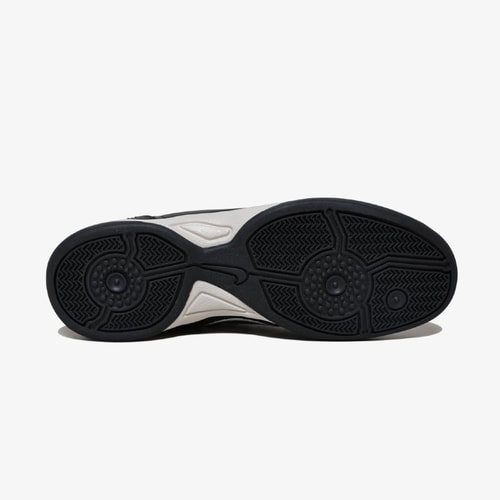 Tênis Nike Total 90 
