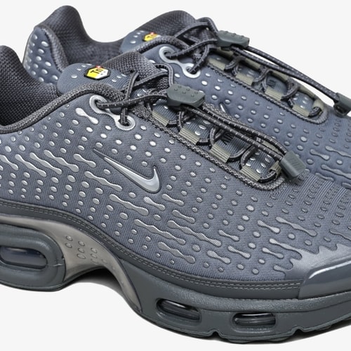 Tênis Nike Air Max Plus VII 