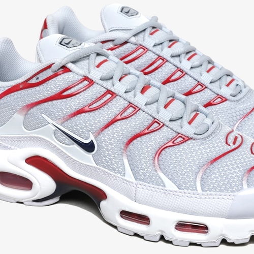 Tênis Nike Air Max Plus 
