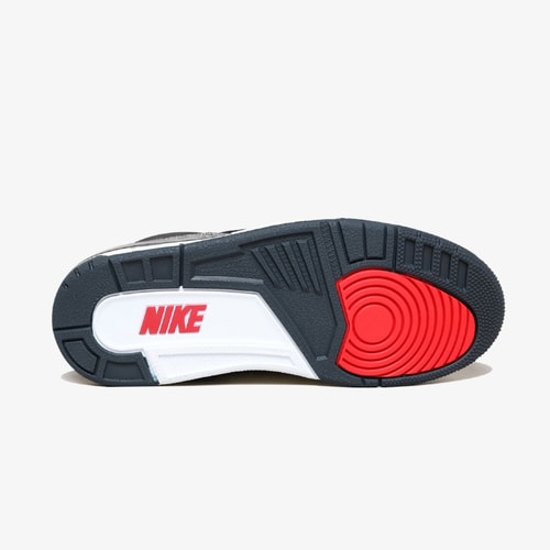 Tênis Air Jordan 3 X Levi's 