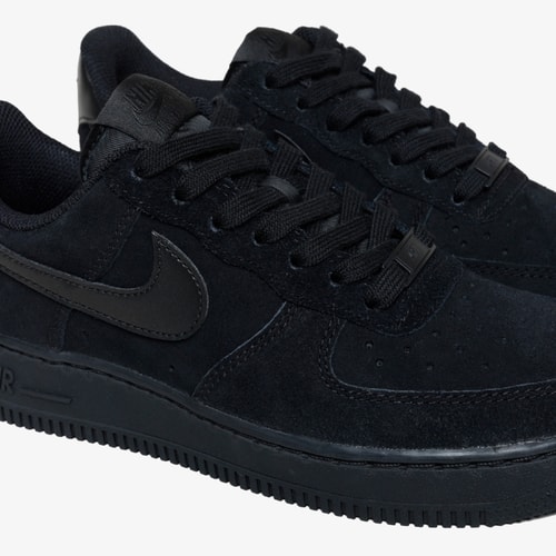 Tênis Nike Air Force 1 Low 07 