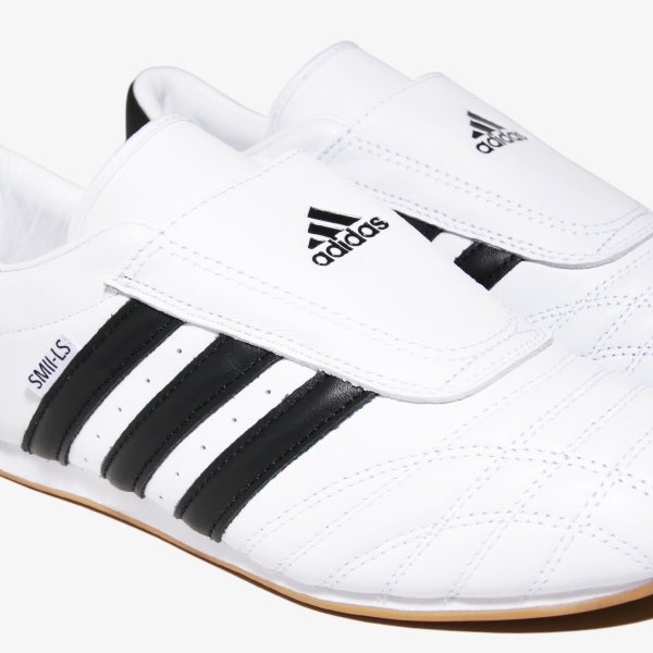 Tênis Adidas Taekwondo "Cloud White"