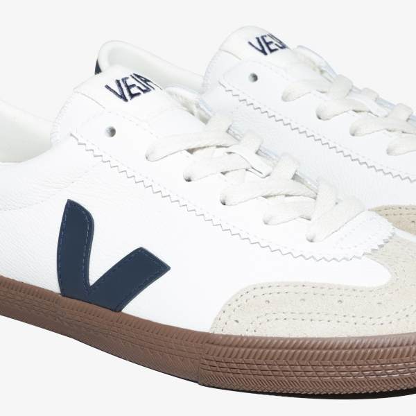Tênis Veja Volley O.T Women's "White Nautk Bark"