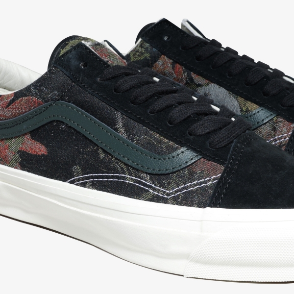 Tênis Vans Old Skool "Jacquard Floral Black"
