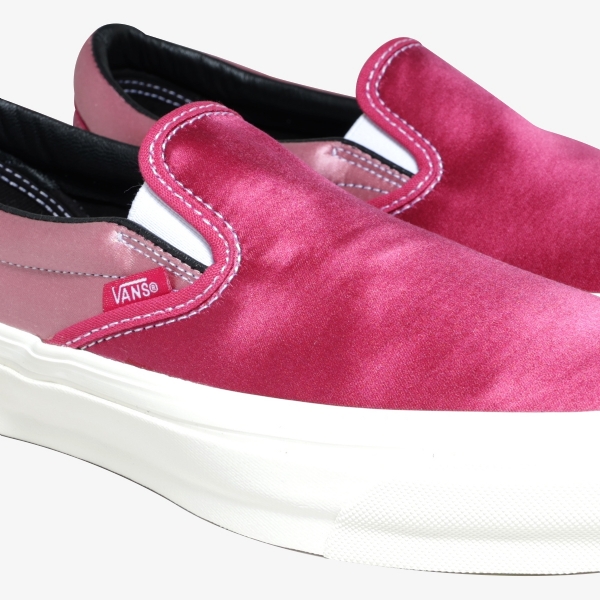 Tênis Vans Slip On Reissue 98 Satin "Cherry Red"