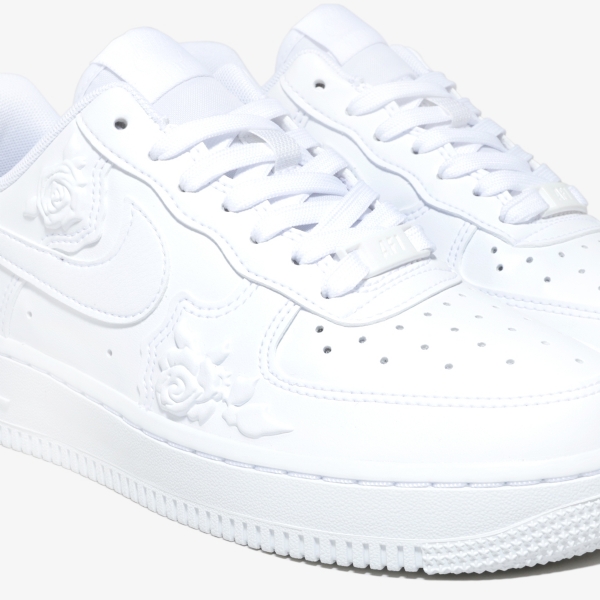 Tênis Nike Air Force 1 Low '07 Women's "White Roses"