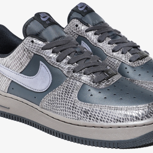Tênis Nike Air Force 1 Low '07 Lv8 "Off Noir Snakeskin"