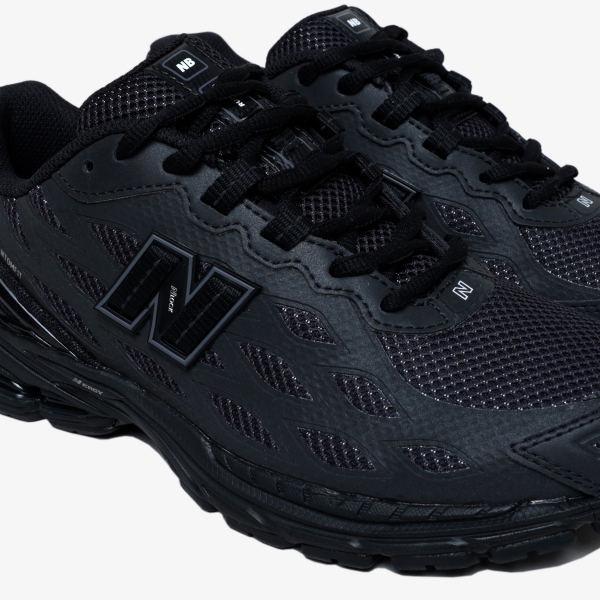 Tênis New Balance 1906 "Black Silver Metallic"