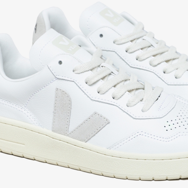 Tênis Veja V90 Leather Women's "Extra White"
