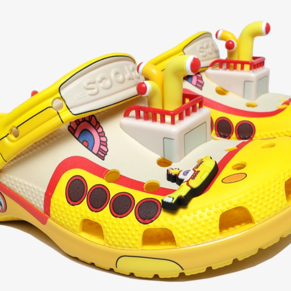 Crocs X The Beatles Classic Clog "Yellow Submarine"