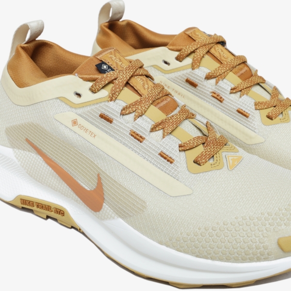 Tênis Nike Pegasus Trail 5 GORE-TEX ''Team Gold Desert Ochre"