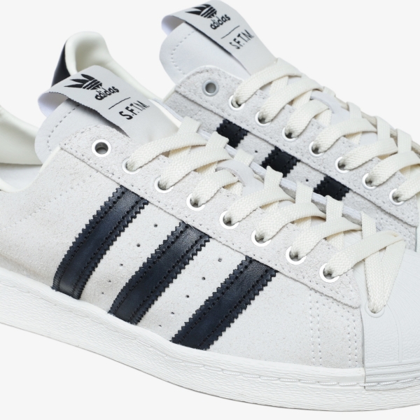 Tênis Adidas Superstar 82 X SFTM "Cream White"