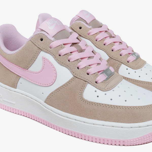 Tênis Nike Air Force 1 Low 07 LV8 "Tan Pink"