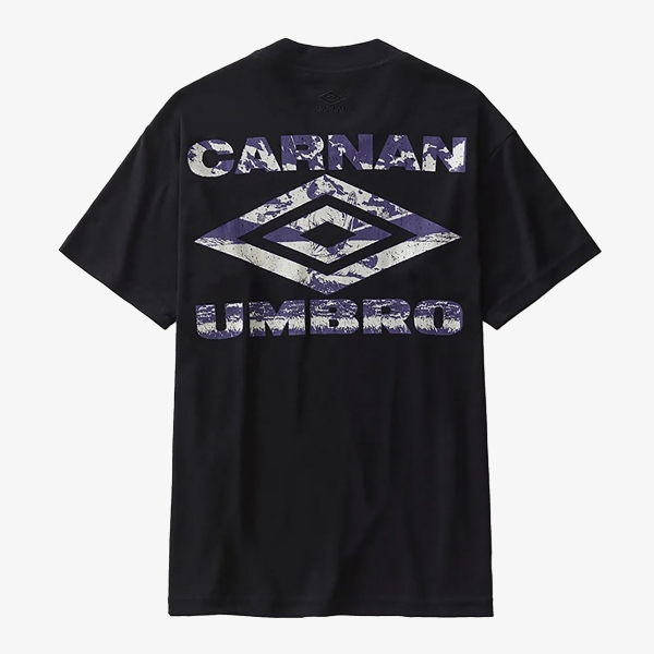 Camiseta Umbro X Carnan Monogram "Black"