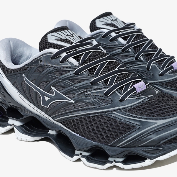Tênis Mizuno Wave Prophecy LS Millennium "Black Silver"