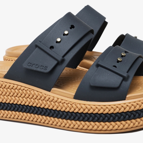 Sandália Crocs Brooklyn Woven Buckle Sandal "Black"