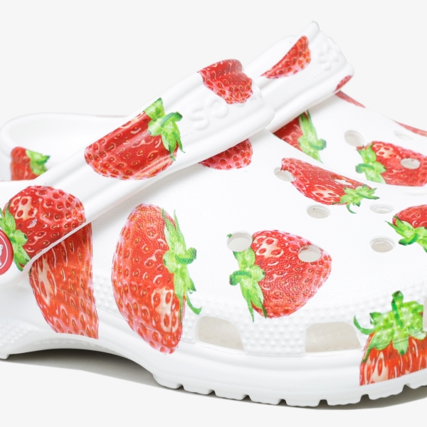 Sandália Crocs Fresh Fruits Clog "Strawberry"
