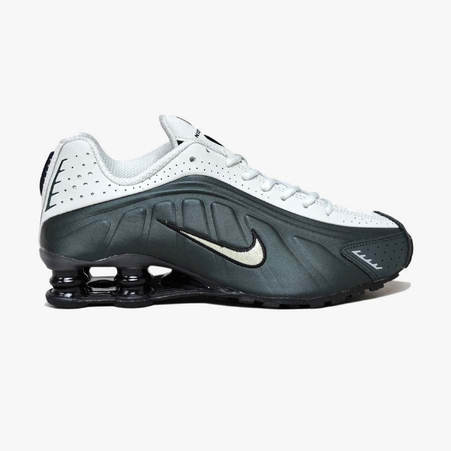 Tênis Nike Shox R4 