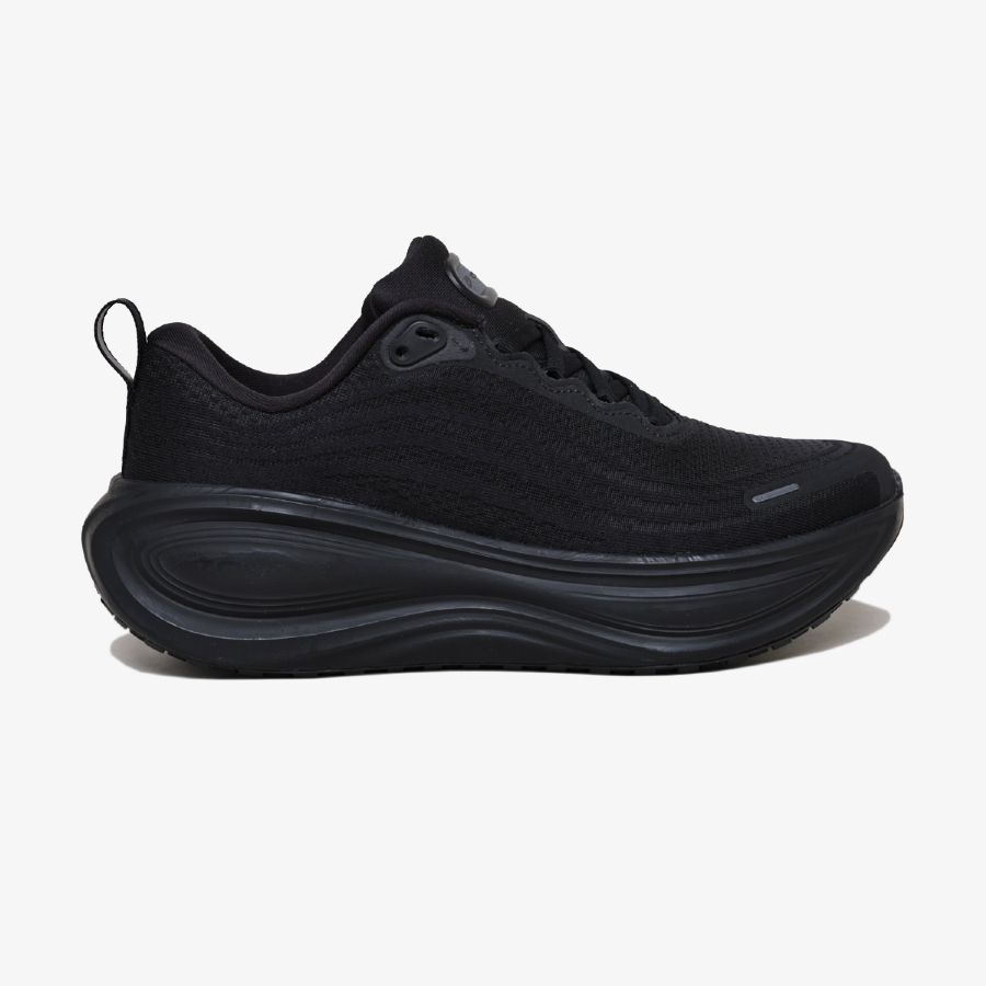 Tênis Nike Vomero Plus QS 