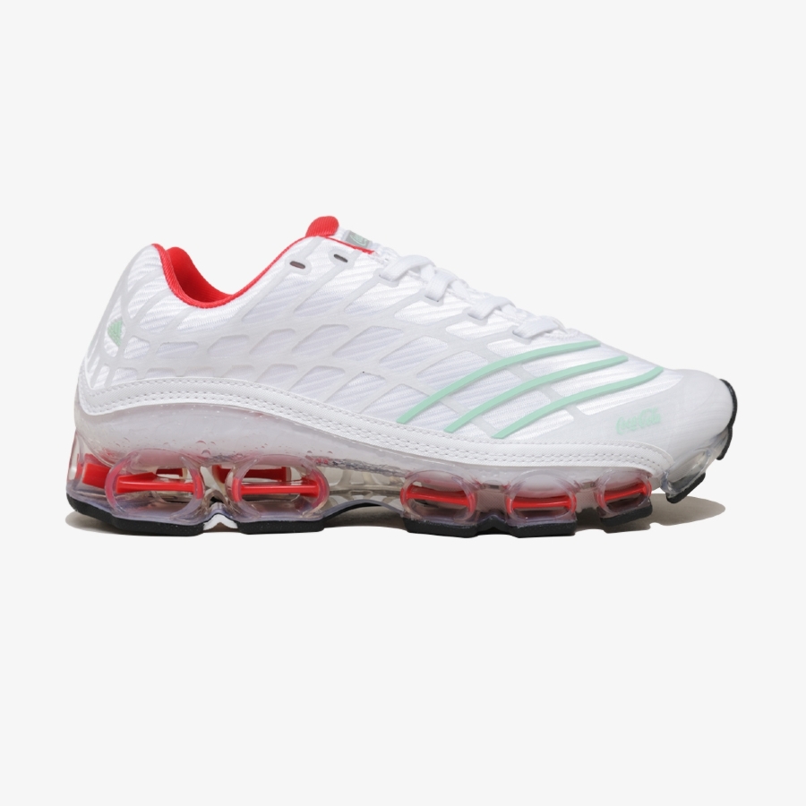 ガ*ム様 MEGARIDEF50 Tênis Adidas Megaride F50 X Coca Cola 