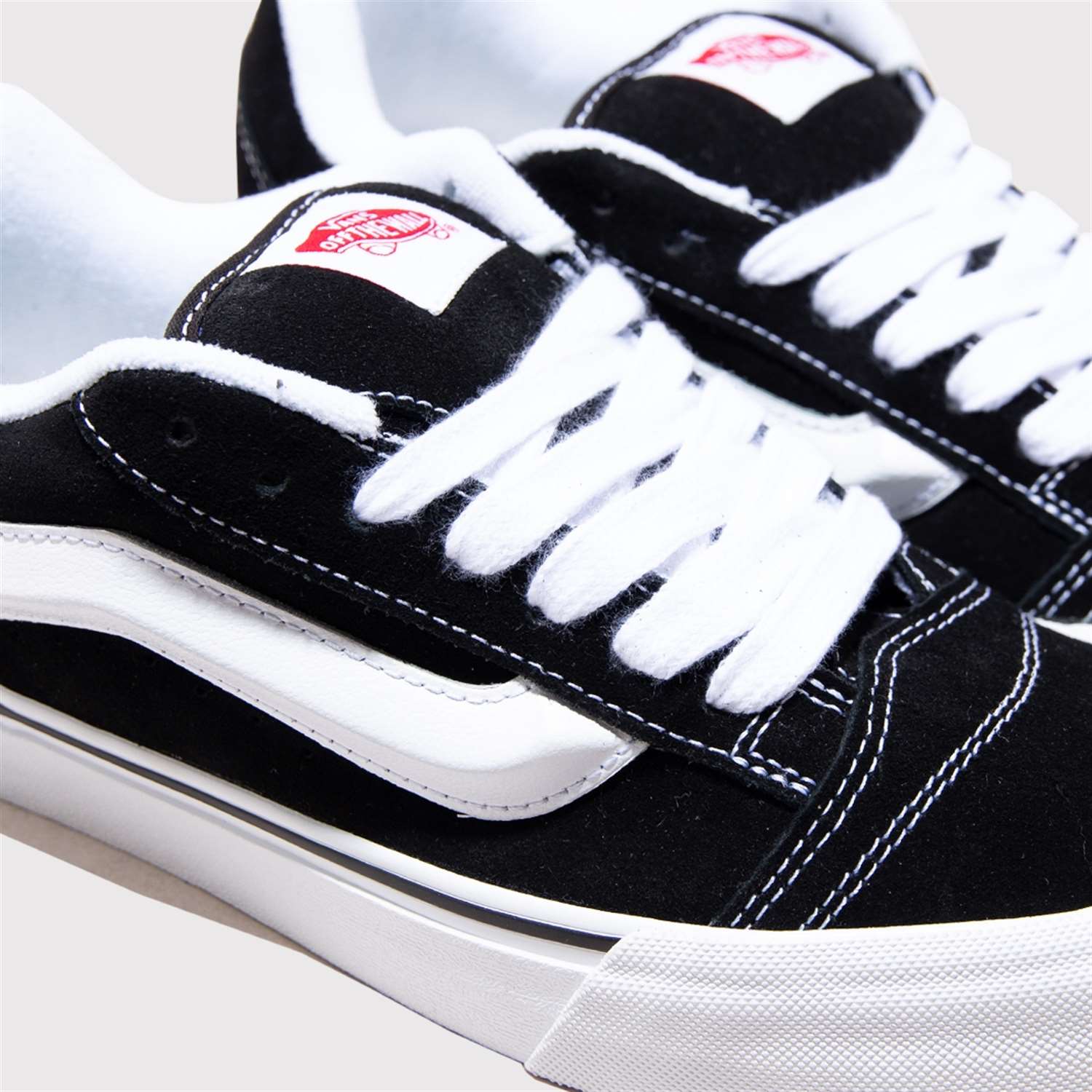 Tênis Vans Vault KNU Skool Black White