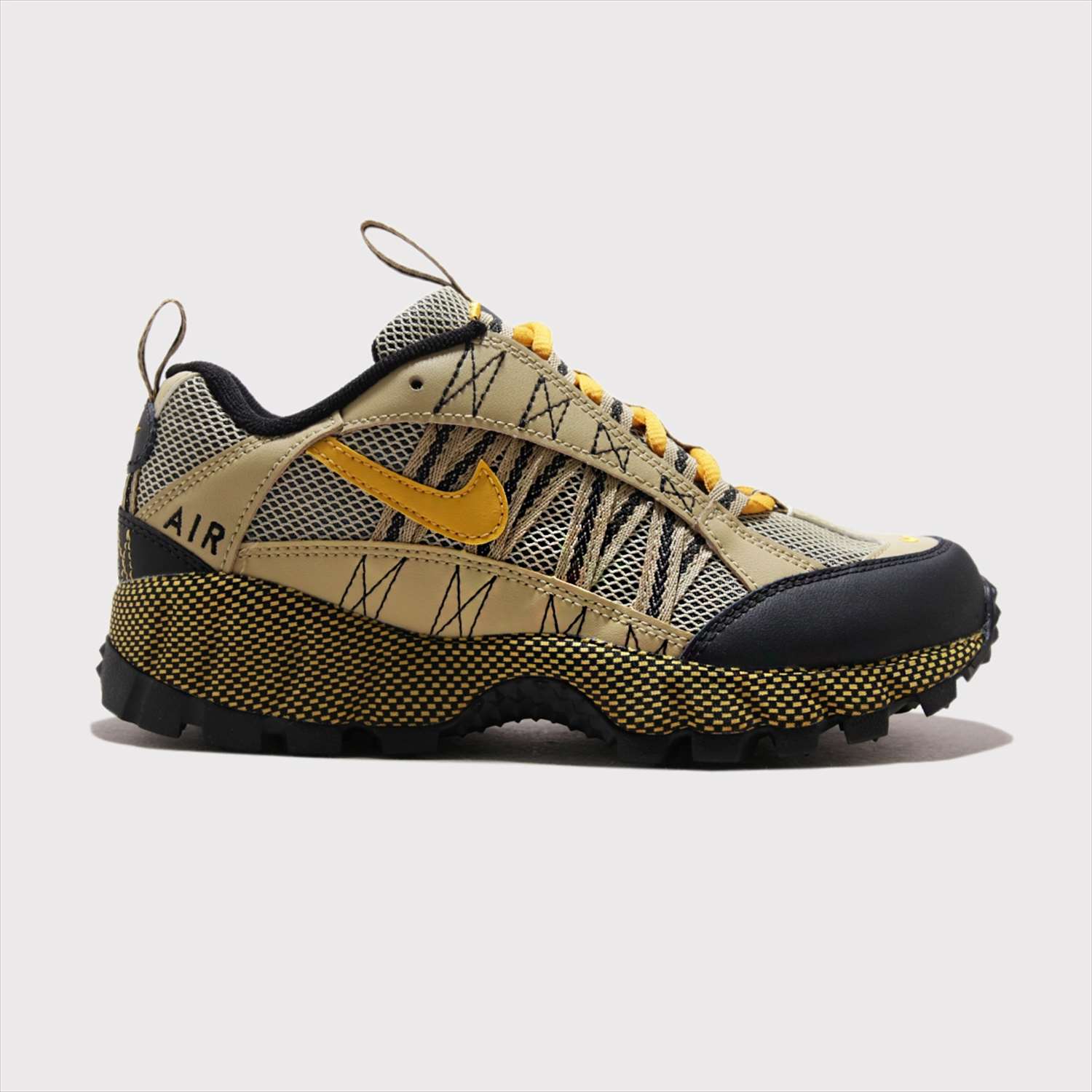 nike air terra humara wheat