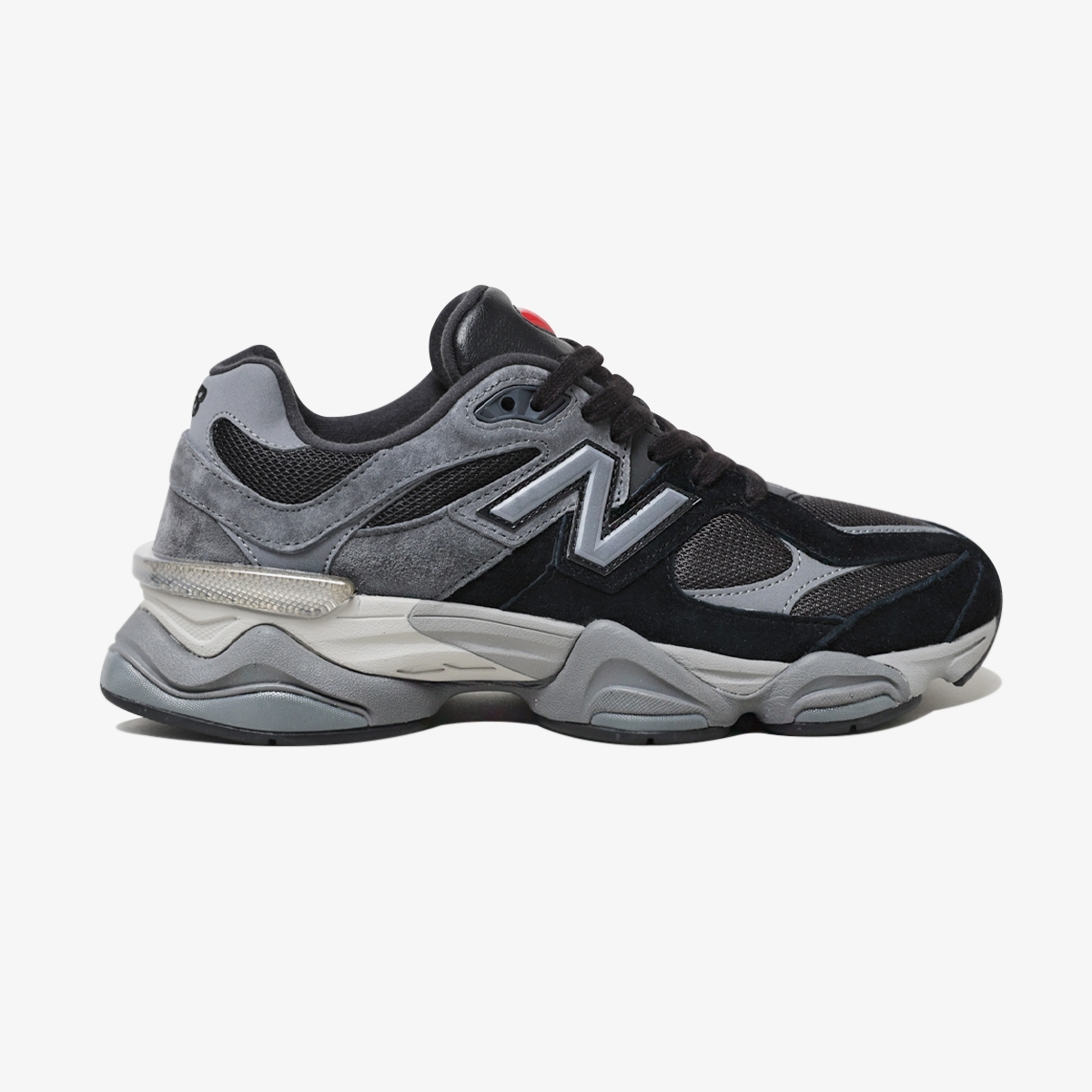 Tênis New Balance 9060 