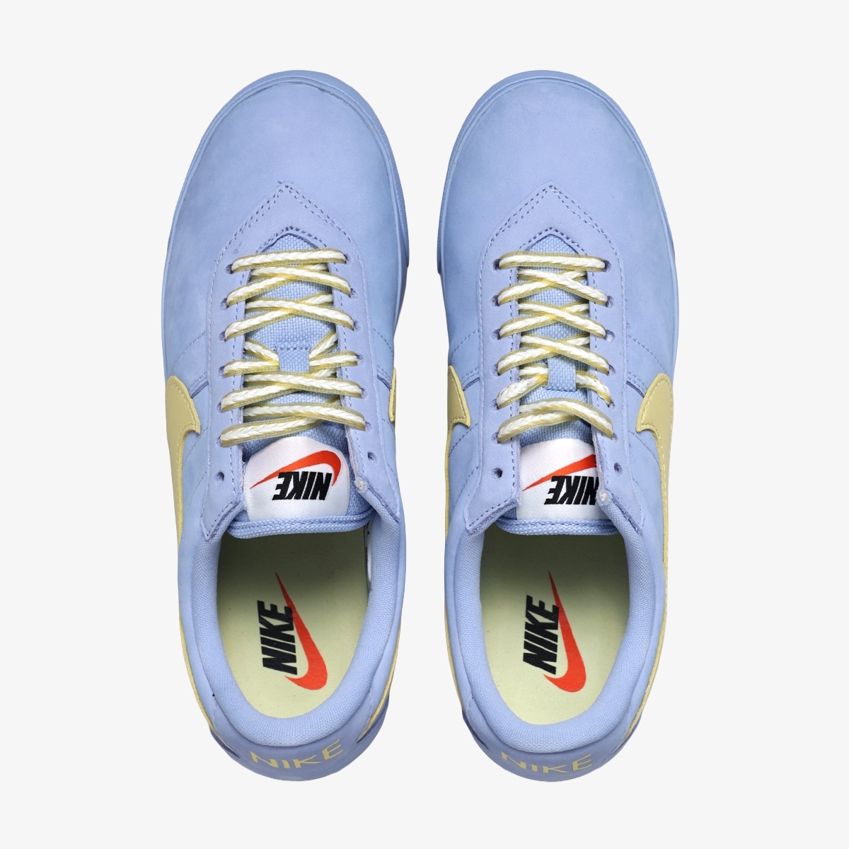 Tênis Nike AstroGrabber 