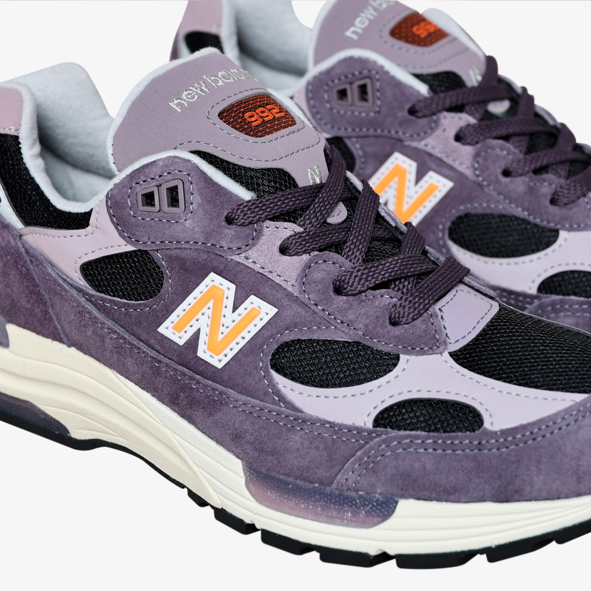 Tênis New Balance 992 X Teddy Sants 