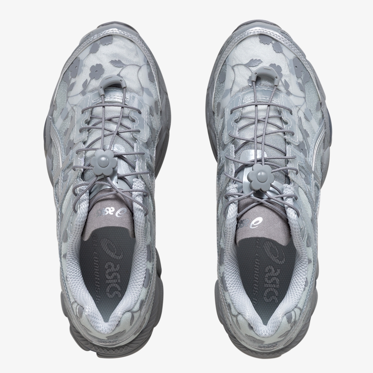 Tênis Asics Gel Cumulus 16 Cecilie Bahnsen 