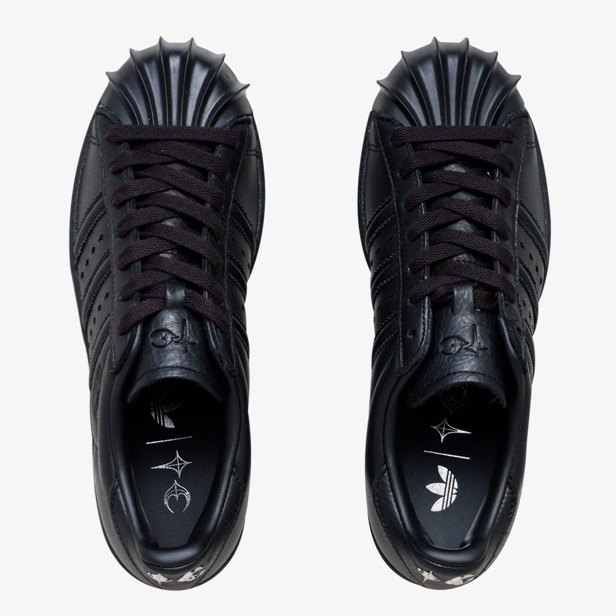 Tênis Adidas Superstar Vintage Thug Club 