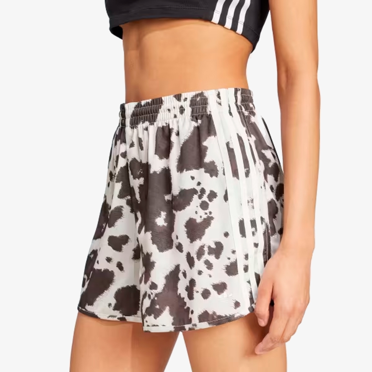 Shorts Adidas Originals Satin Cow Print - Estampa de Vaca | Your ID