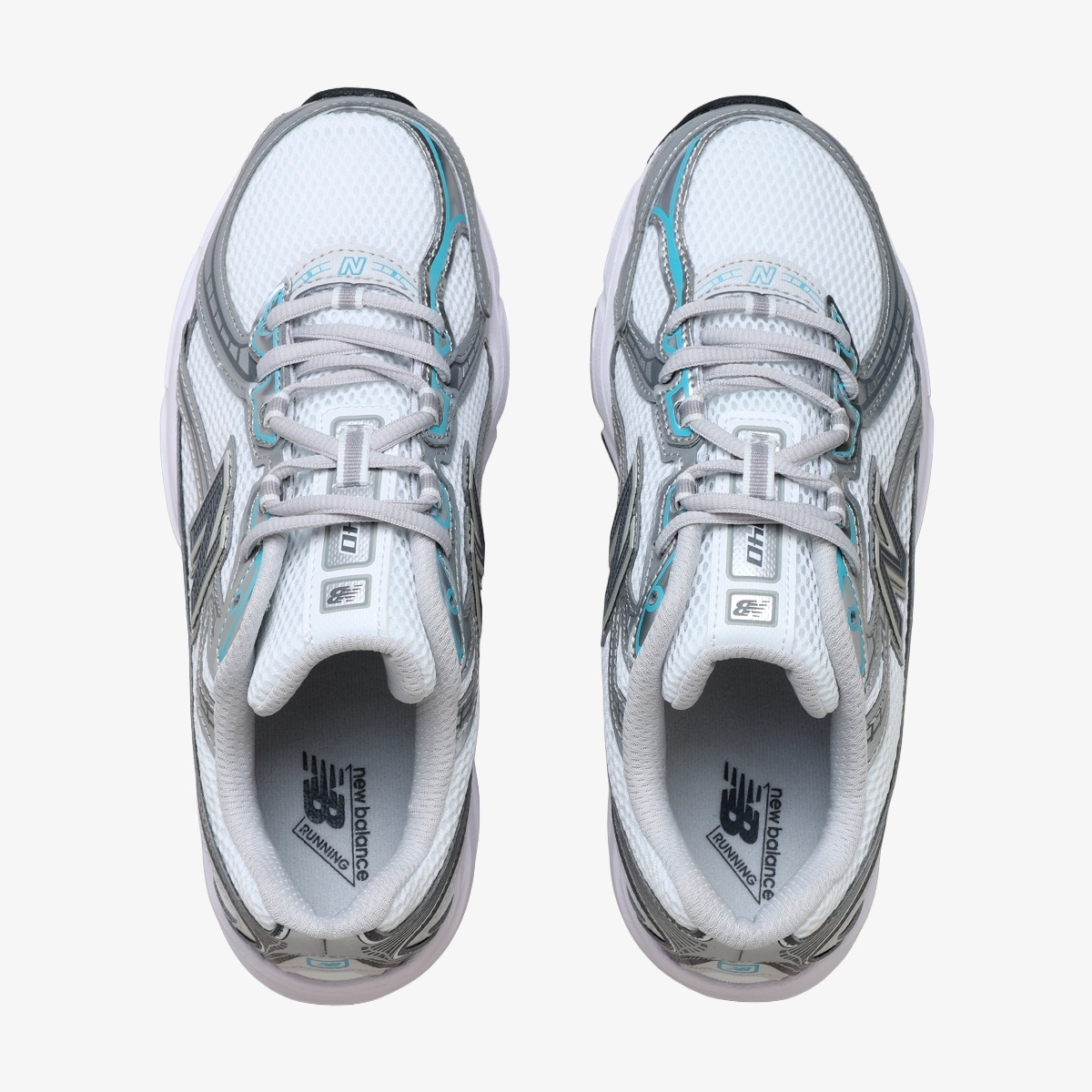 Tênis New Balance 740 